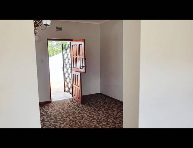 4 BEDROOM HOUSE FOR SALE IN WEST BANK